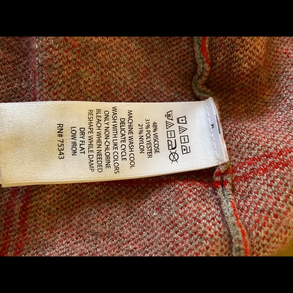 Women's Tahari Gray and Red Striped Sweater - Picture 12 of 12
